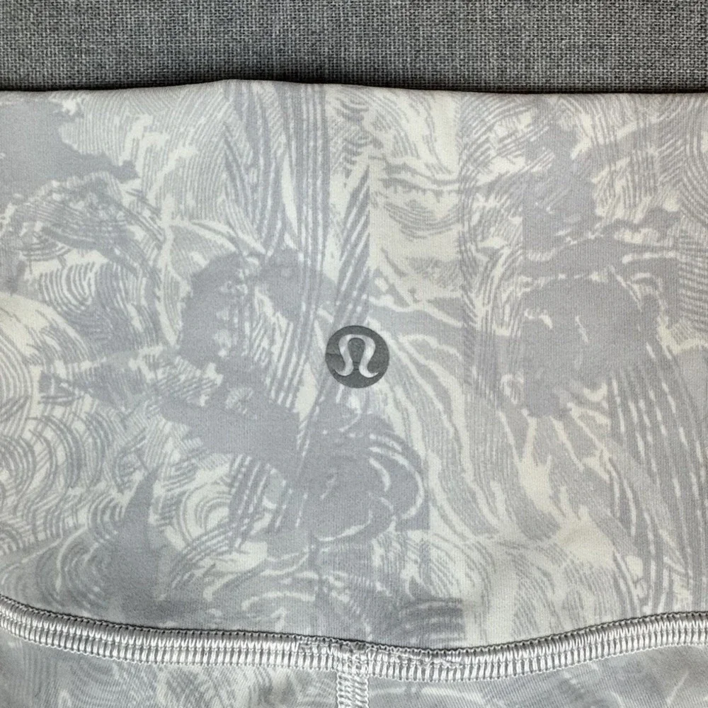 Lululemon Wunder Under Crop High-Rise 21" Womens 4 Tropical Shadow Starlight - Picture 2 of 8